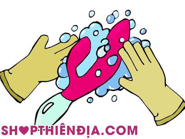Hướng dẫn vệ sinh sextoy
